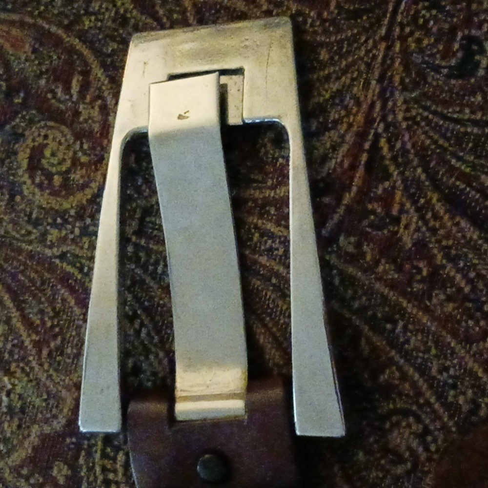 Gorgeous Leather Belt - Picture 6 of 7